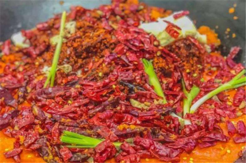 巴渝十二景老火锅